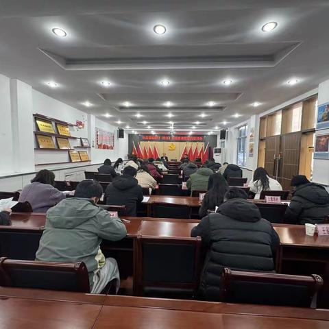 培训提素质 赋能强本领 ——大雁塔街道纪工委组织村、社区纪检监察监督员业务培训