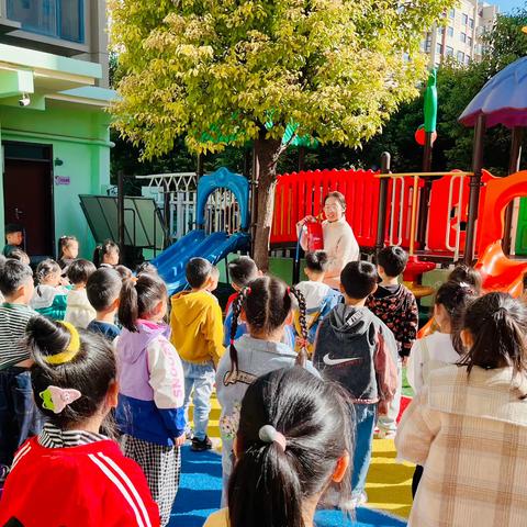 全环境立德树人｜消防🧯演练，防患未“燃”🔥——台儿庄区实验幼儿园紫荆苑园消防演练