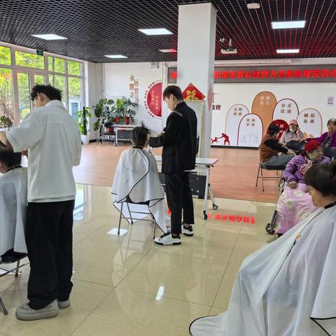 党群阵地@你｜树村社区党组织服务群众经费为老服务理发活动