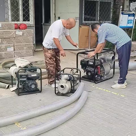 香山街道迅速开展“7.24”强降雨防汛应急演练工作