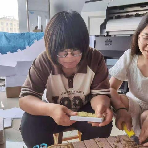 迁西栗花香    编织正当时——迁西县实验小学滦阳分校栗花编织活动