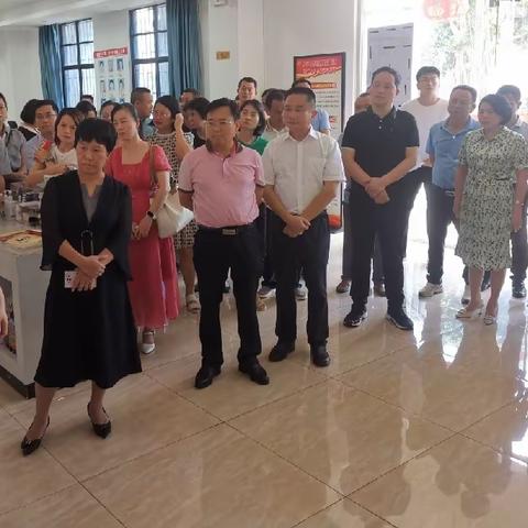 万宁市人大考察组到海口市秀英区考察交流代表联络站室建设工作