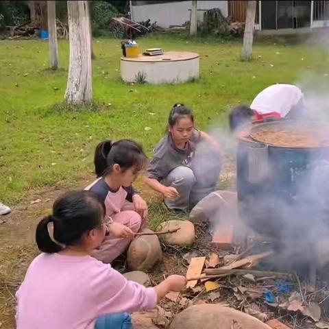 【10月26日】周末亲子游戏，挖红薯、柴火烤红薯，儿童木工、土窑面包等你来哦~