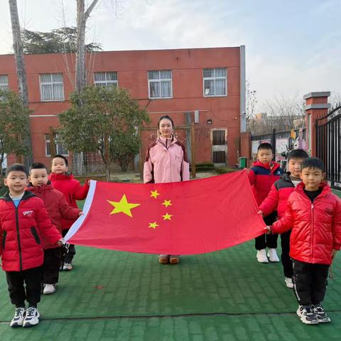 小小升旗手，浓浓爱国情———南阳市第九完全学校幼儿园升国旗仪式