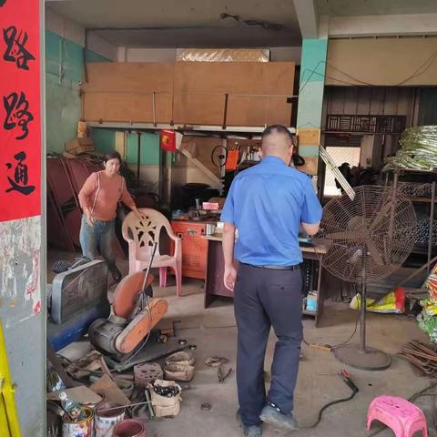 灵山镇开展“三合一”场所消防安全专项整治工作日报（4月18日）