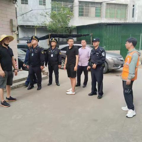 灵山镇开展“两会”期间安全生产和消防安全巡查检查工作