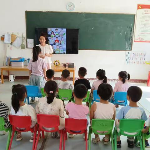 清平镇中心幼儿园代官屯大班《时光里的毕业季》