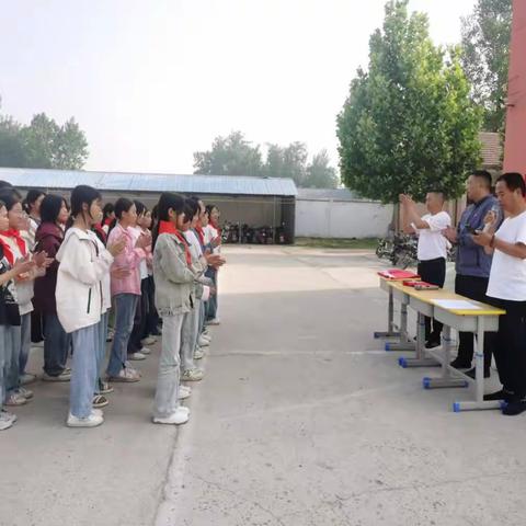 潮庄镇三中少先队员入队仪式活动简报