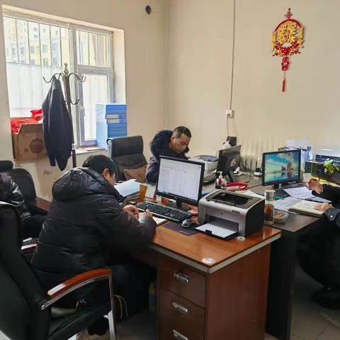 腊八情暖，粥香四溢——     十六队关爱驾驶员行动