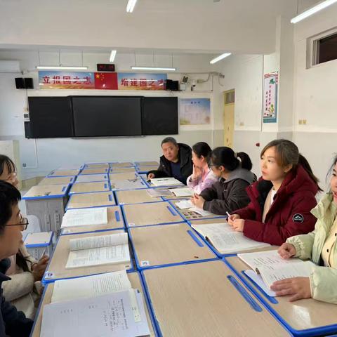 立足课堂促实效 共研共进谋发展——高二语文备课组活动