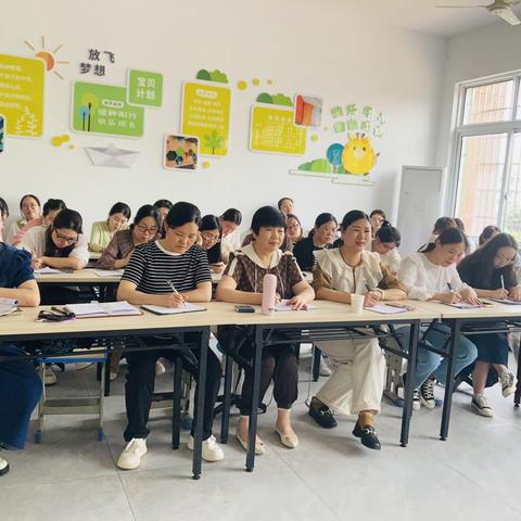 “跨”学科之美     “融”育人之行——萍乡市中小学综合实践活动陈红莉名师工作室在芦溪镇第二中心学校开展结对帮扶活动