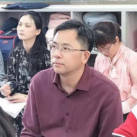 同课异构撞火花，携手同行共发展——泉峰小学送培洋泉中心小学示范教学