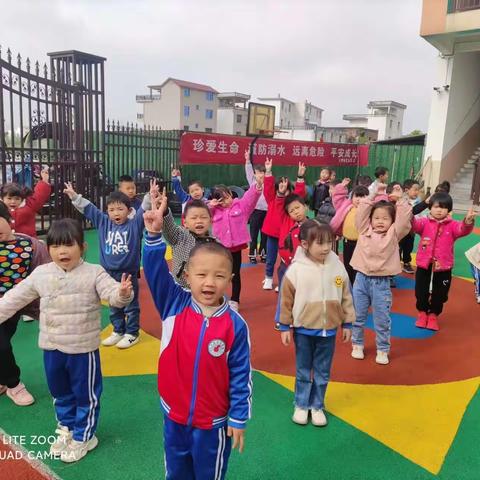 大拇指👍🏻幼儿园大二班四月份一周活动日常