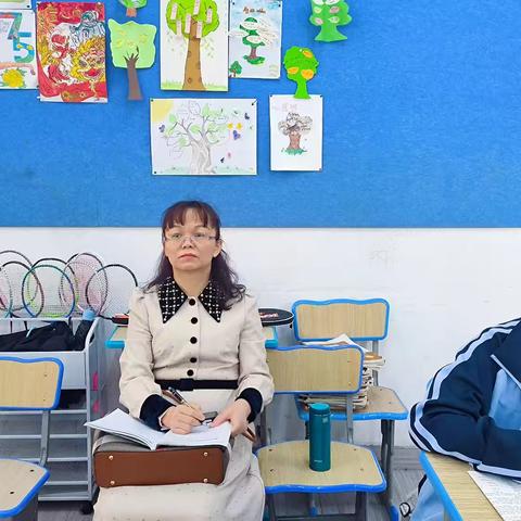 深耕课堂抓实效，教学相长赋新能｜海口市龙华区初中英语学科教研员张雪老师莅临海口市金宇学校听课指导