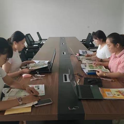 育华园学校小学英语集体备课实践与总结