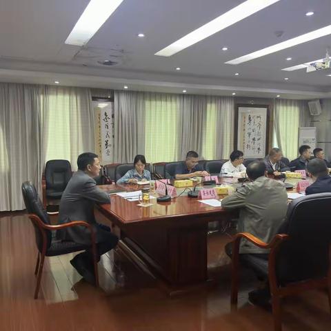 昌江县召开环岛高铁高速沿线 环境综合整治工作调度会