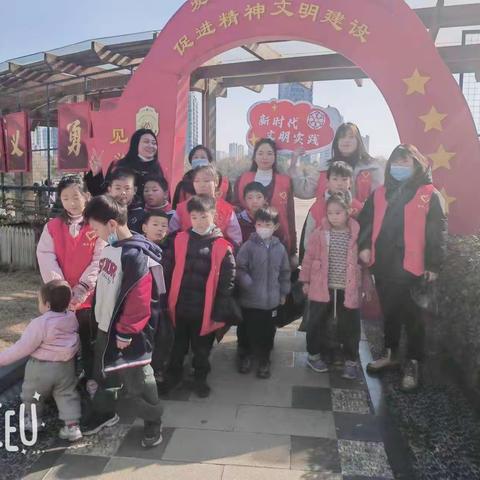 学习雷锋志愿服务系列争当好少年   马杭中心小学三(6)班