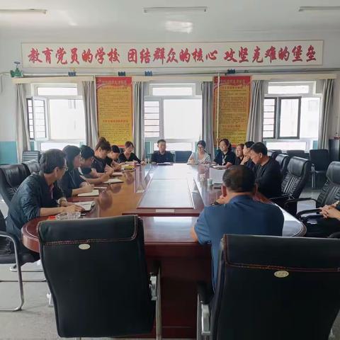 赋能新学期 指导促前行 ——县教育局基教股股长莅临朝鲜族学校指导工作