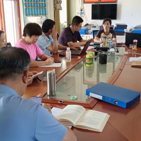 戴婷娟律师在临高县皇桐镇和正村委会开展“百所进千村”《民法典》婚姻家庭编及以案释法专题讲座