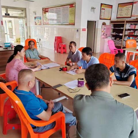 戴婷娟律师在临高县皇桐镇龙波居委会开展“百所进千村”《民法典》婚姻家庭编及以案释法专题讲座