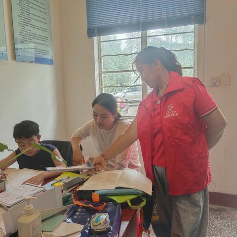 【新时代文明实践 铜山在行动】大彭镇大彭村开展《未成年人保护》和《预防未成年人犯罪》两法宣传活动。