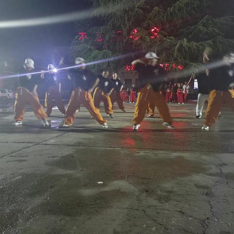 【新时代文明实践 铜山在行动】大彭镇大彭村开展“庆八一建军节 文艺演出活动