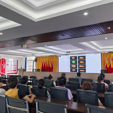 科普乡村行-椰林镇开展农业技术科普宣讲活动