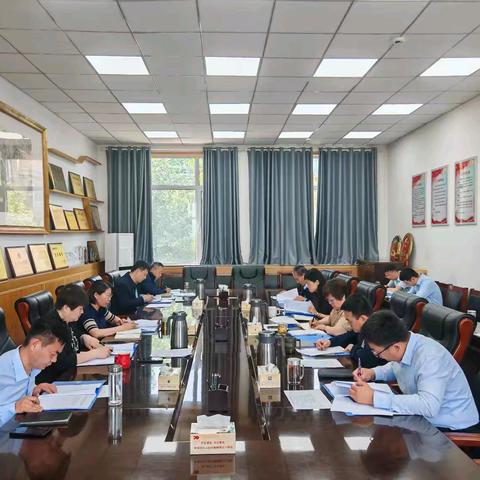 甸柳新村街道组织开展新修改《统计法》学习专题会