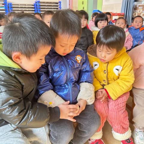 东桥镇中心幼儿园2023至2024年度中一班期末汇报