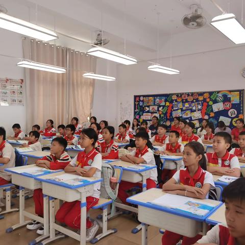 校本研修促成长 学思悟行共提升 ——2023-2024学年第一学期犁市镇中心小学团队第三次校本支援活动