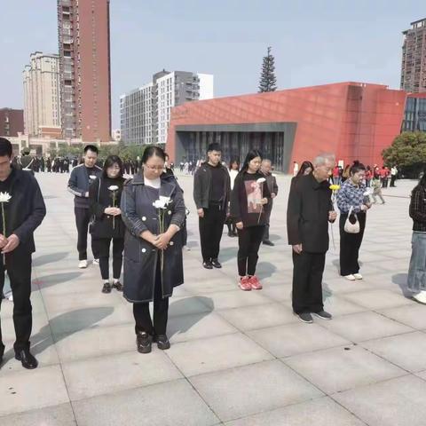 【东城区天宝路街道办事处府西社区】缅怀革命先烈，感恩幸福生活