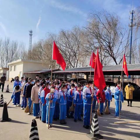 学习雷锋好榜样，童心传递正能量——扶头小学开展学雷锋志愿服务活动