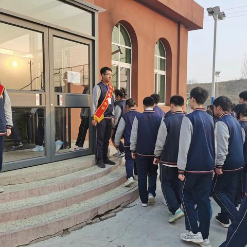 我为同学办实事——英才海天中学学生会纪实