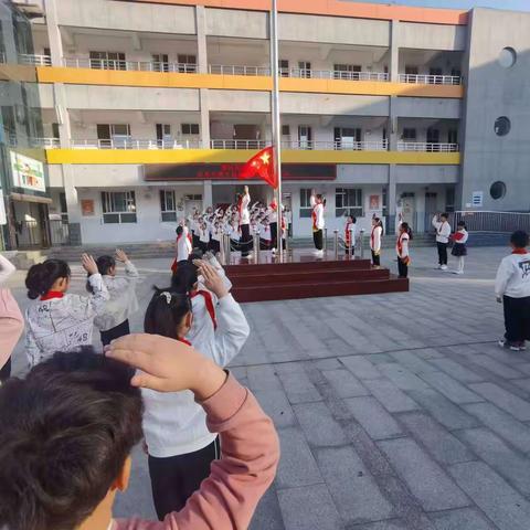 我的班级  我的家 ——新郑市黄水路小学主题升旗仪式