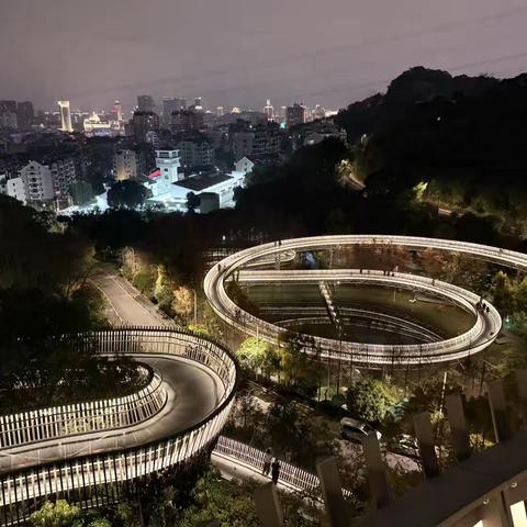 2月走园福州福道：夜色中的空中漫步