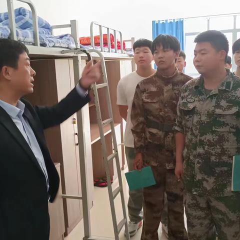 宝丰中专开展宿舍安全卫生大排查
