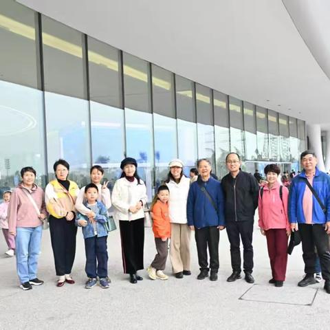 科技赋能教育 研学凝聚共识——民盟海南华侨中学总支开展海南科技馆参观活动