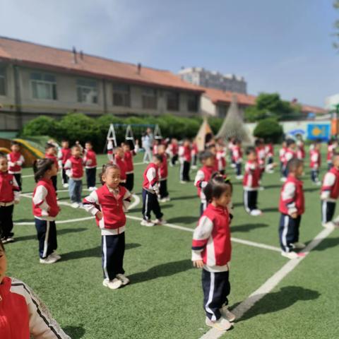 “趣享早操，悦动童年”——教育路小区幼儿园体操比赛活动
