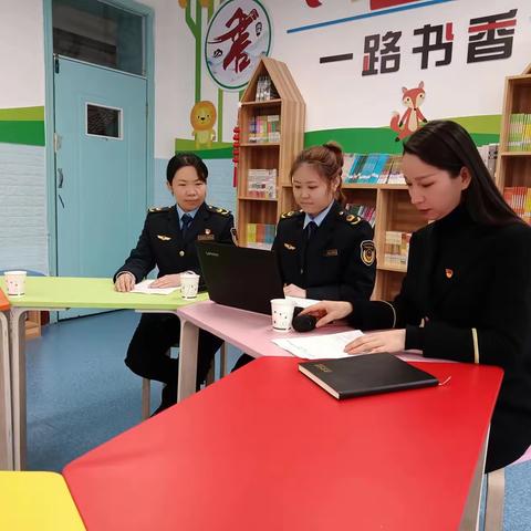 守护未成年人“舌尖上的安全”——博乐市第一小学食品安全主题宣讲活动