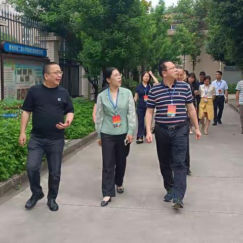 “代表集结号”开进柳州市航二路小学