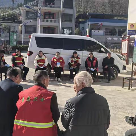 普法宣传进村社  法治意识入人心