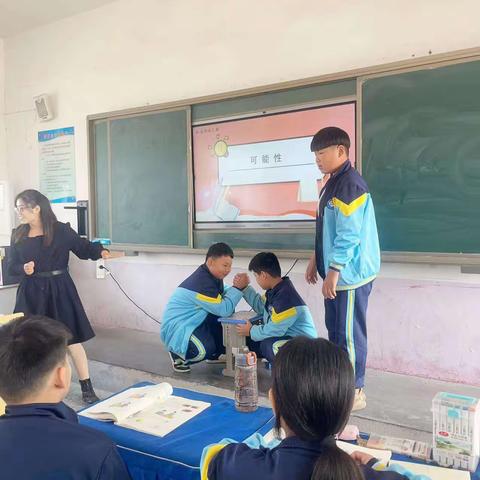 "课堂展风采"——侯庙镇大杨小学数学教研活动