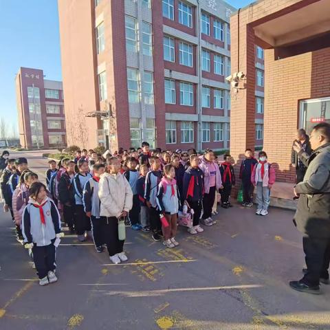 红色研学映初心 童心向党担使命 ——崔家庄小学研学之旅