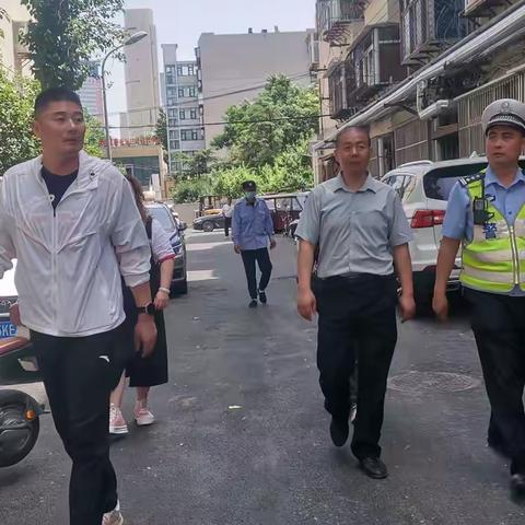 畅通“微循环”！趵突泉街道联合历下区交警、区静态办开展实地调研勘察