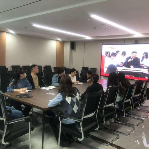 区财政局开展“以青春之名，话使命担当”五四青年节活动