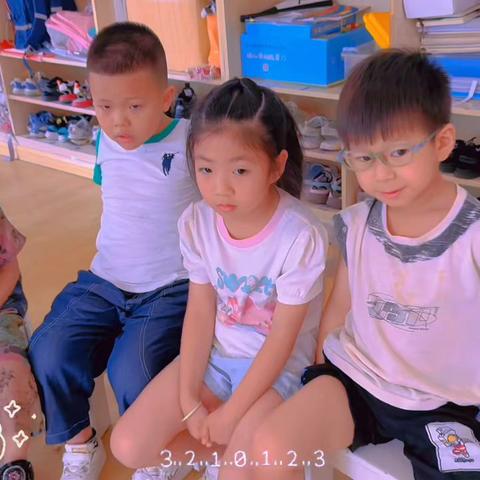 艾迪儿婴幼中心💒剑桥A班第十五周美好生活