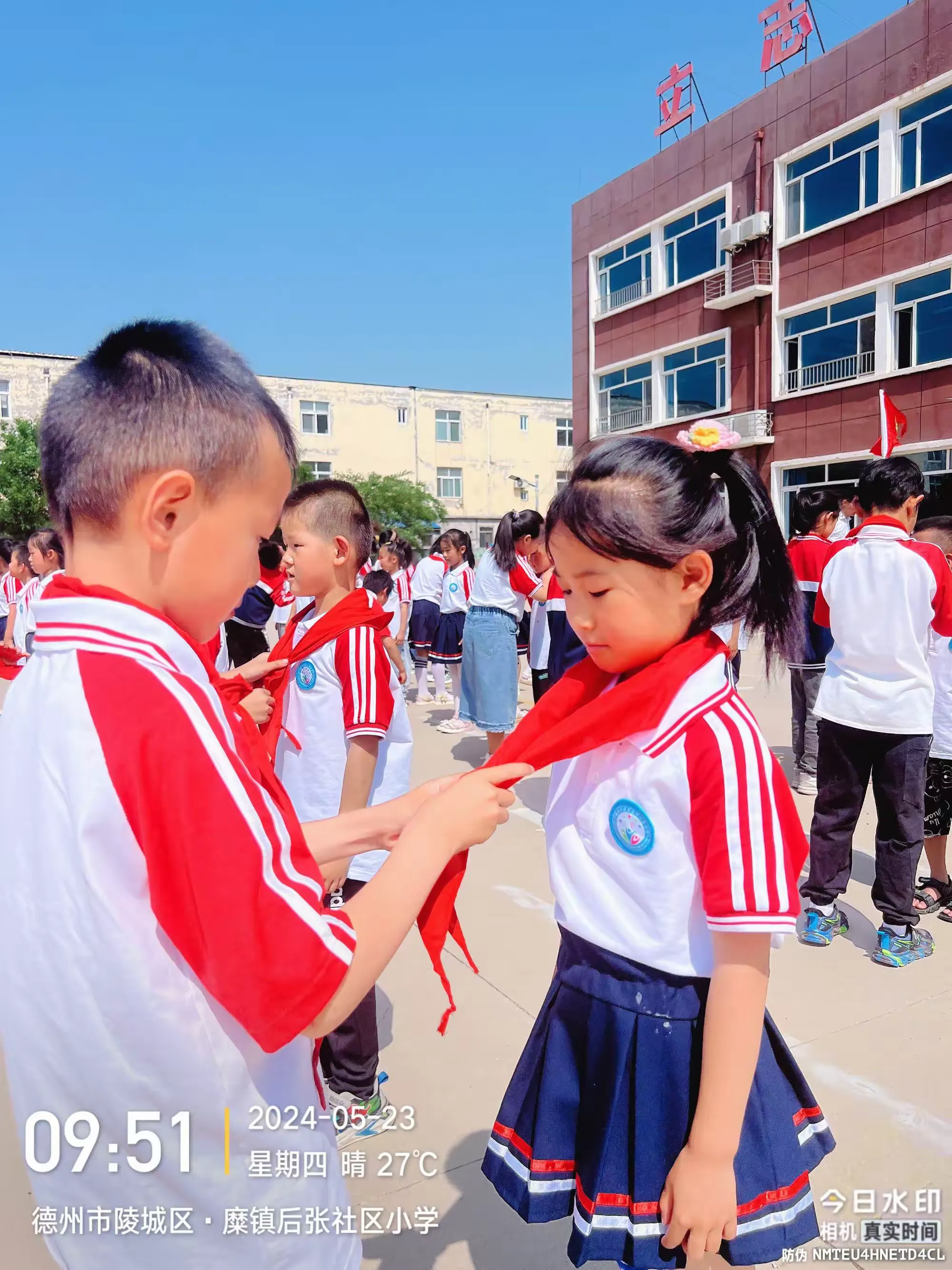 简篇-【全环境立德树人】飘扬红领巾 光荣少先队——后张社区小学