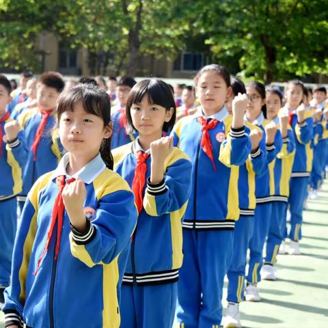 2023年雁塔区中小学阳光体育大课间评比活动拉开帷幕