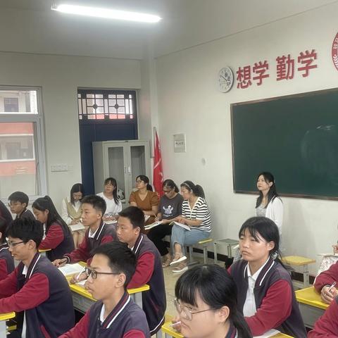 精研以善教，指导方致远——市教研员莅临市十八中指导教育教学工作