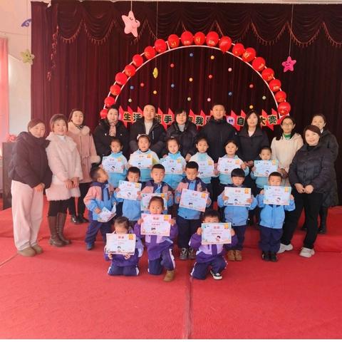 扎鲁特旗巴彦芒哈中心幼儿园“生活小能手自理我最棒”幼儿自理能力评比活动